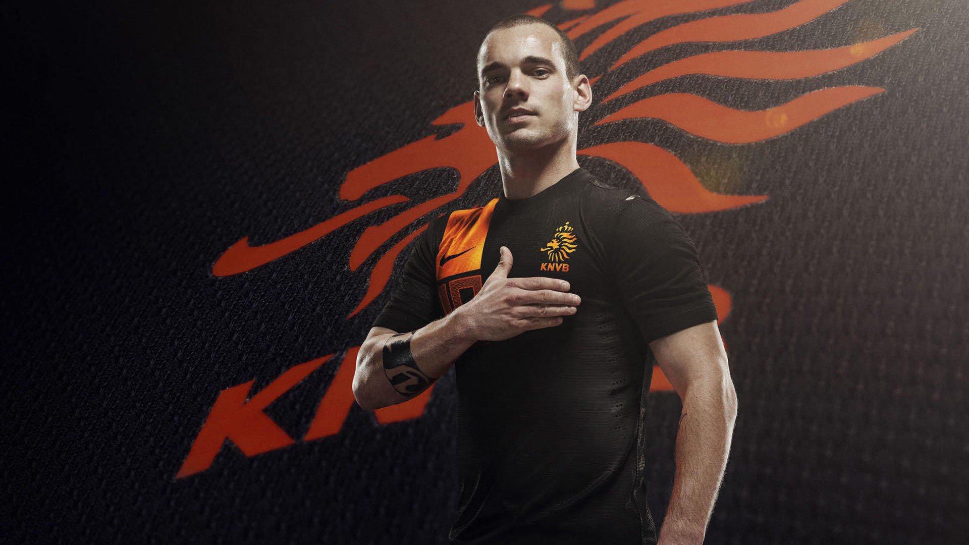 鲁比亚莱斯直言VAR争议成西甲常态 皇马相对克制仅抗议一两次引热议