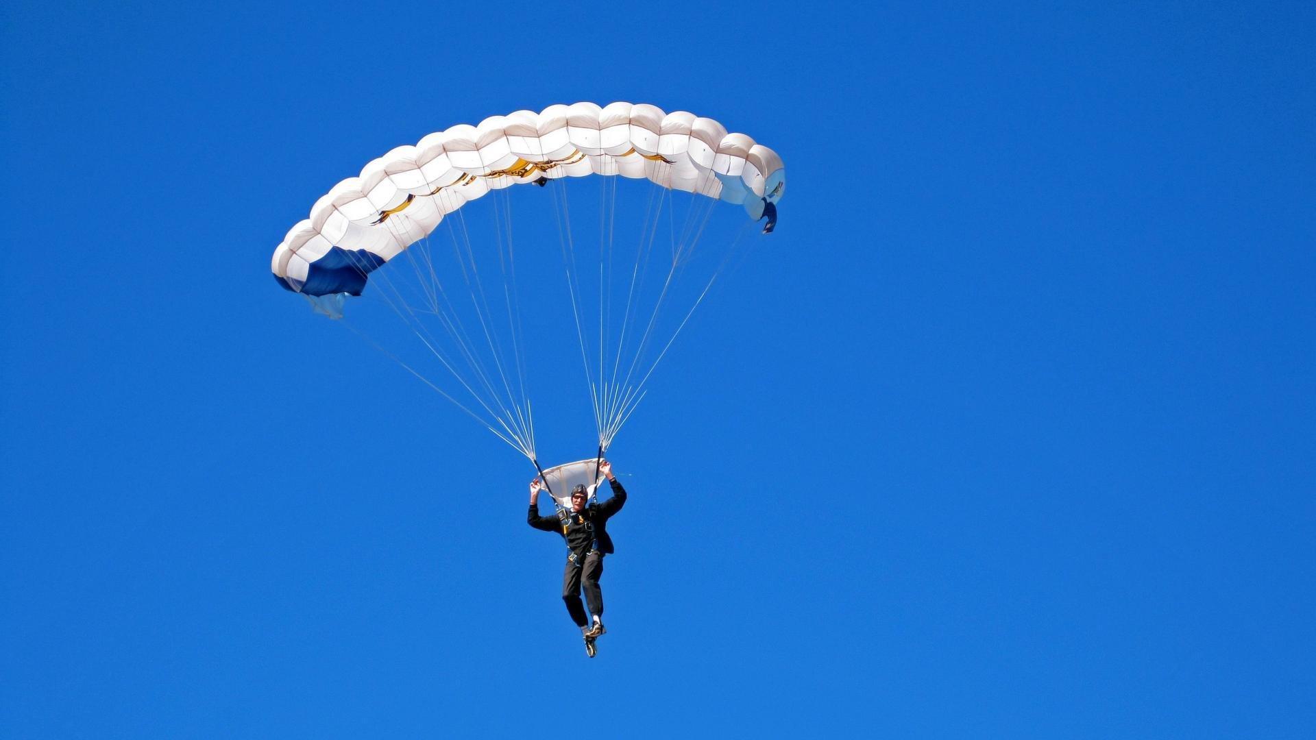 英格兰球迷遭遇黄金成本世界杯,太阳报警示观赛开销空前飙升